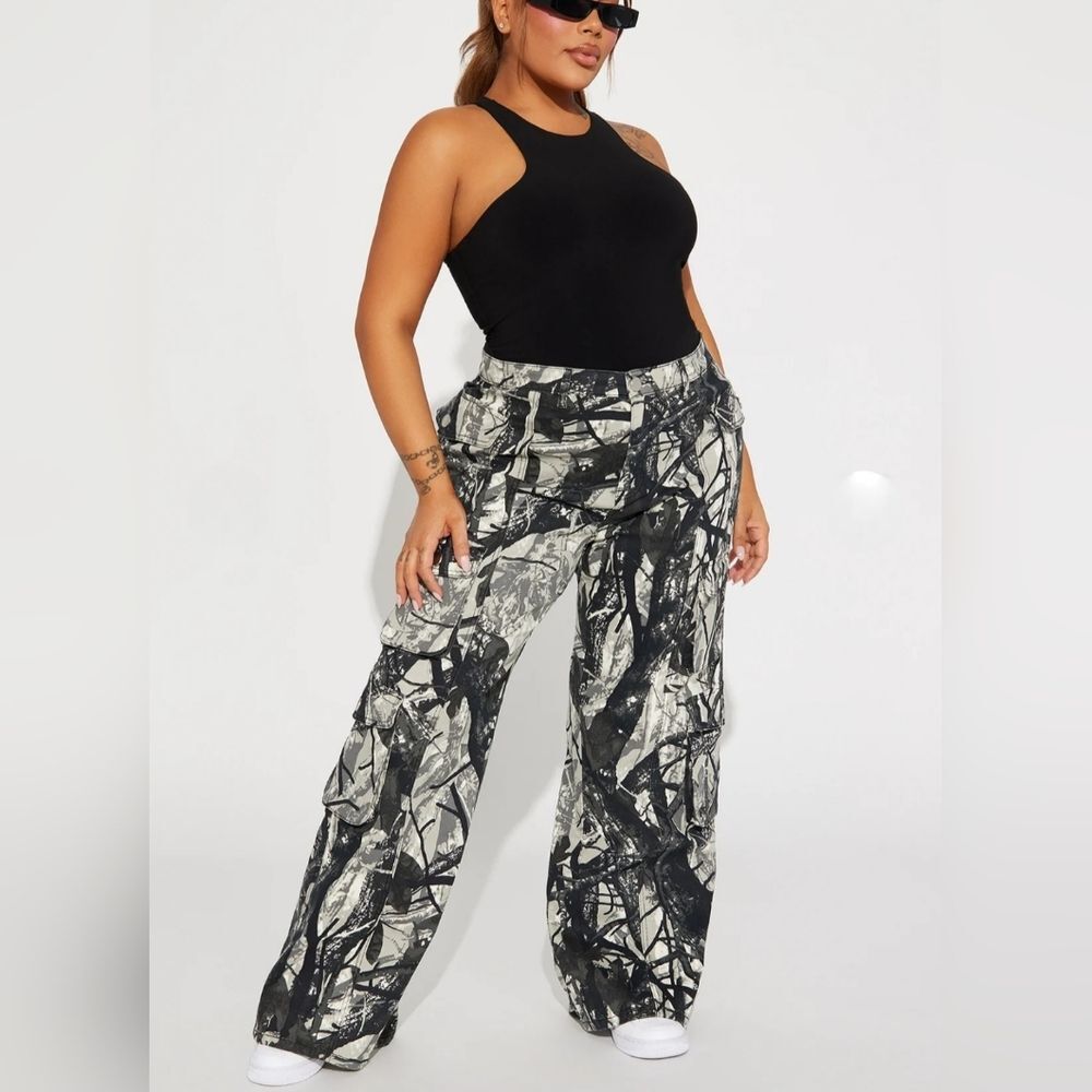 Fashion Nova Kaitlyn 2X Gray Camo Cargo Wide Leg Pant